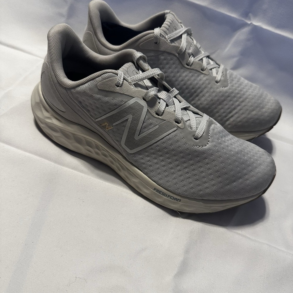 New Balance Fresh Foam Arishi v4 Women Gray Mesh Sneaker WARISEG4 Size 9 W
